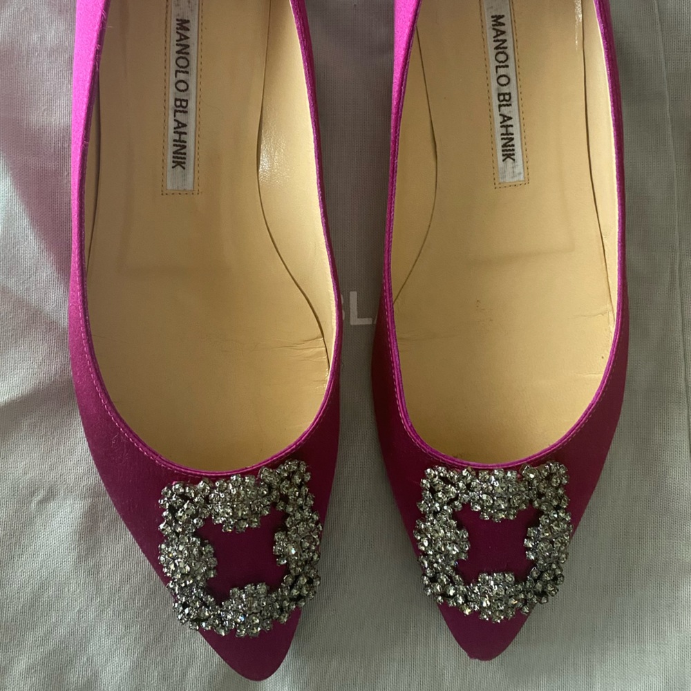Manolo Blahnik HangisiFlat